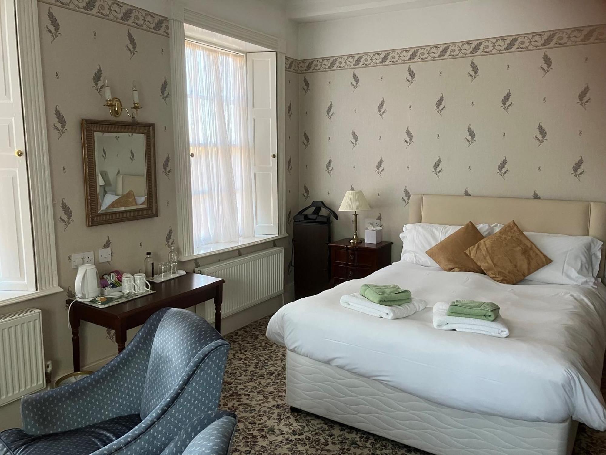Chapel House Hotel Атърстоун Екстериор снимка