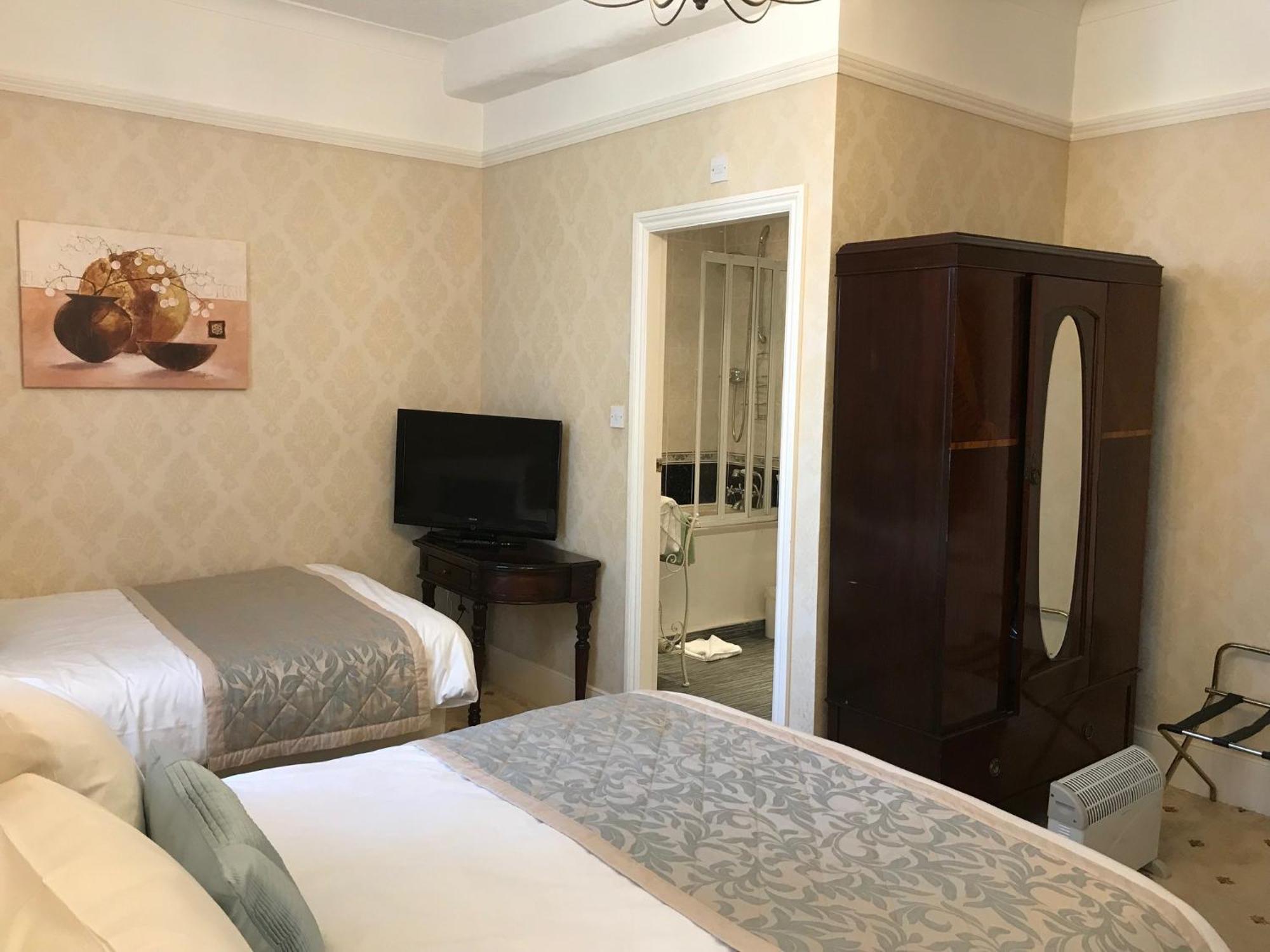 Chapel House Hotel Атърстоун Екстериор снимка