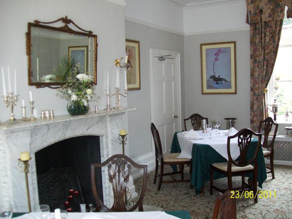 Chapel House Hotel Атърстоун Стая снимка