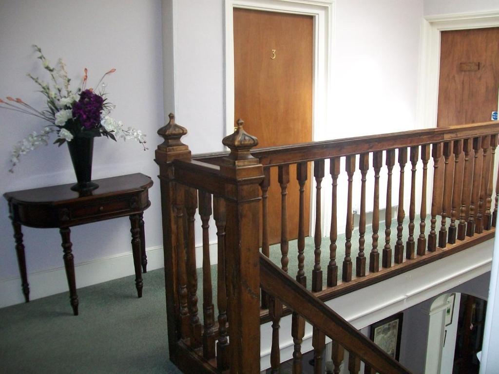 Chapel House Hotel Атърстоун Екстериор снимка